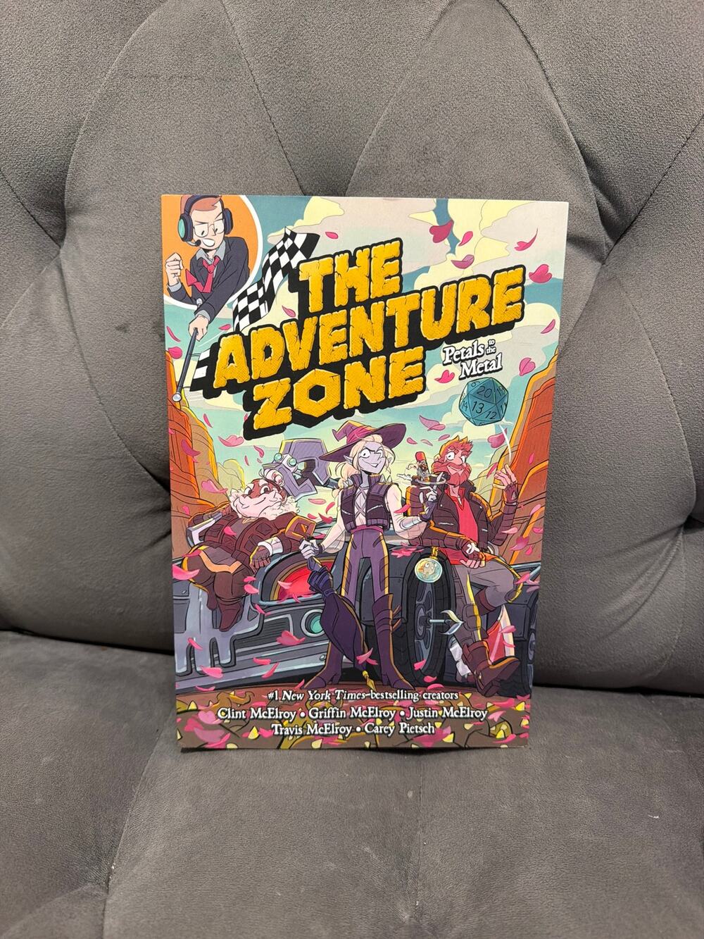 The Adventure Zone Petals to the Metal Graphic Novel Volume 3 McElroy D&D TAZ
